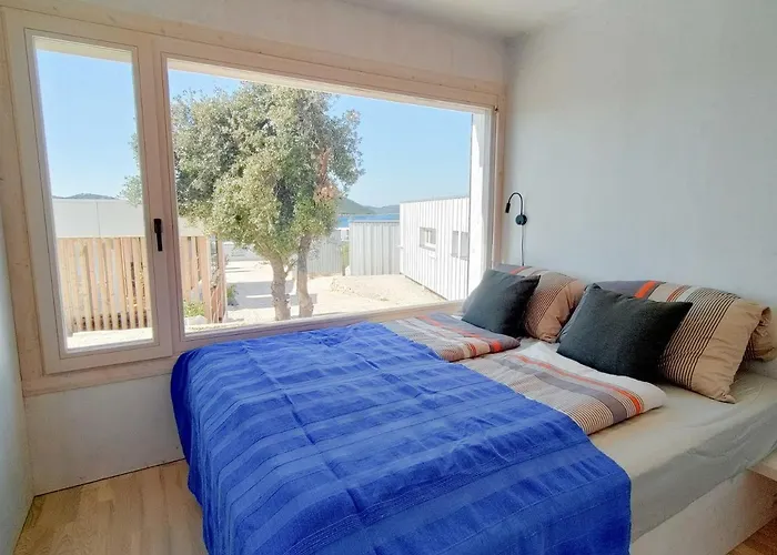 Camp Buqez 45 - Artica